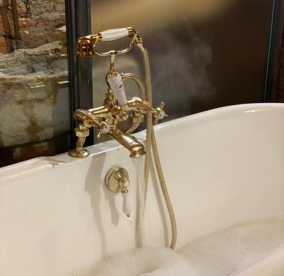 مبيت وإفطار Al Silter