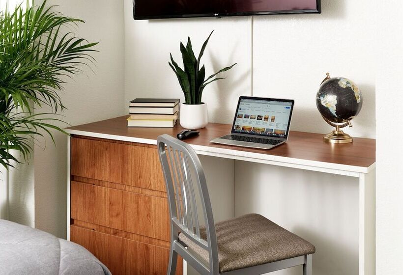 فندق Intown Suites Extended Stay Atlanta Ga   Lilburn