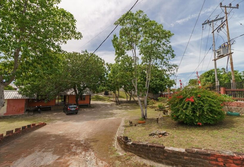 هتل Reddoorz Syariah @ Sumur Tiga Beach Sabang