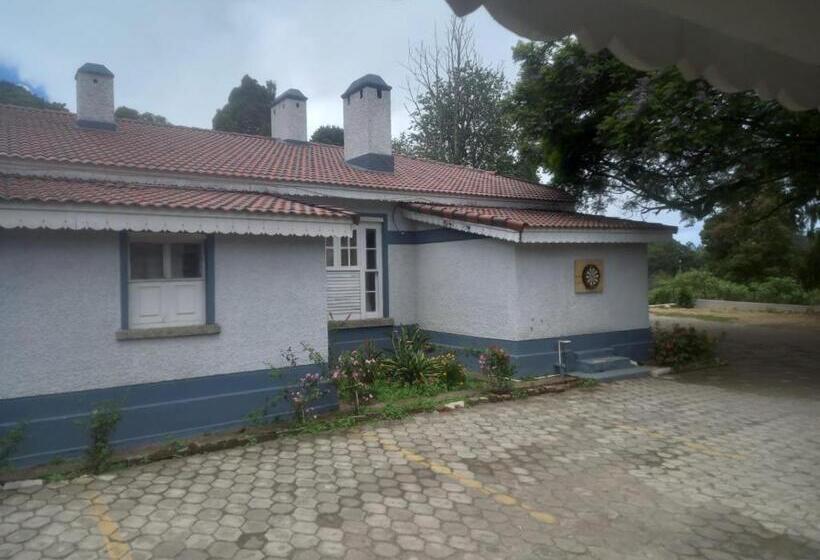 هتل Bruton Resorts