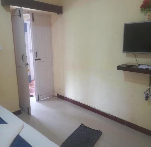 هتل Bruton Resorts