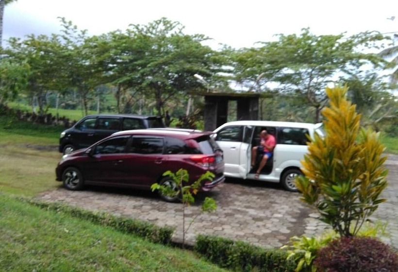 هتل Domisili Ijen Cliff By Fays Hospitality