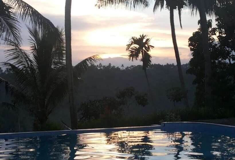 هتل Domisili Ijen Cliff By Fays Hospitality