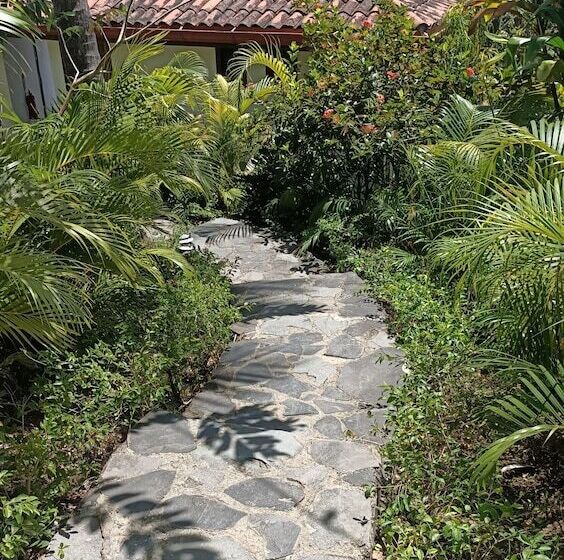 هتل Nature Lodge Finca Los Caballos