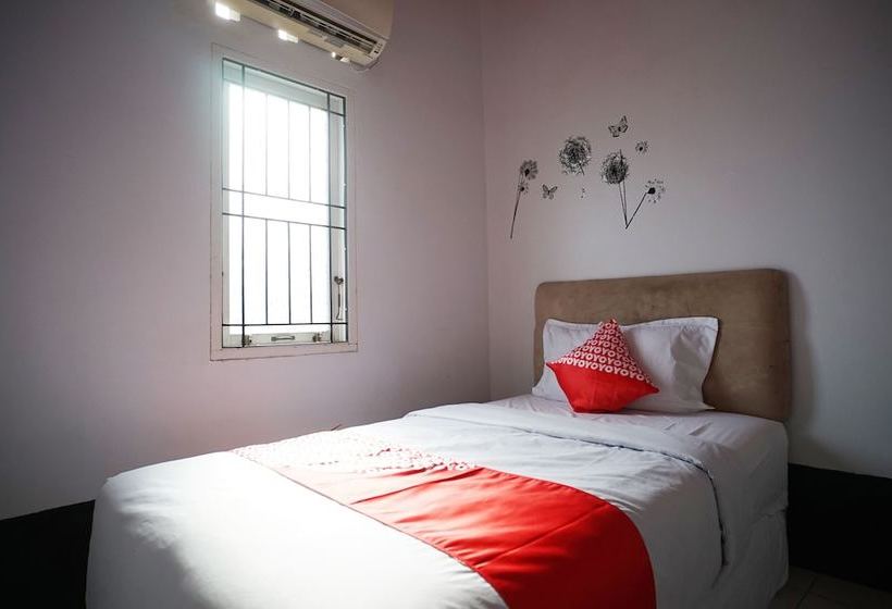 هاستل Abdi Praja Residence By Oyo Rooms