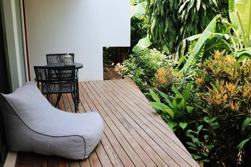 هتل Akwa Santa Teresa Ocean View Villas & Rooms