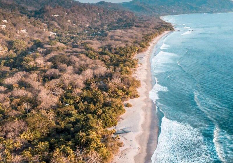 هتل Akwa Santa Teresa Ocean View Villas & Rooms