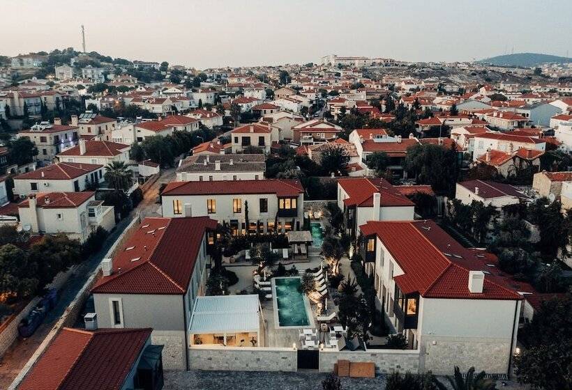 هتل Bernadet Alaçatı