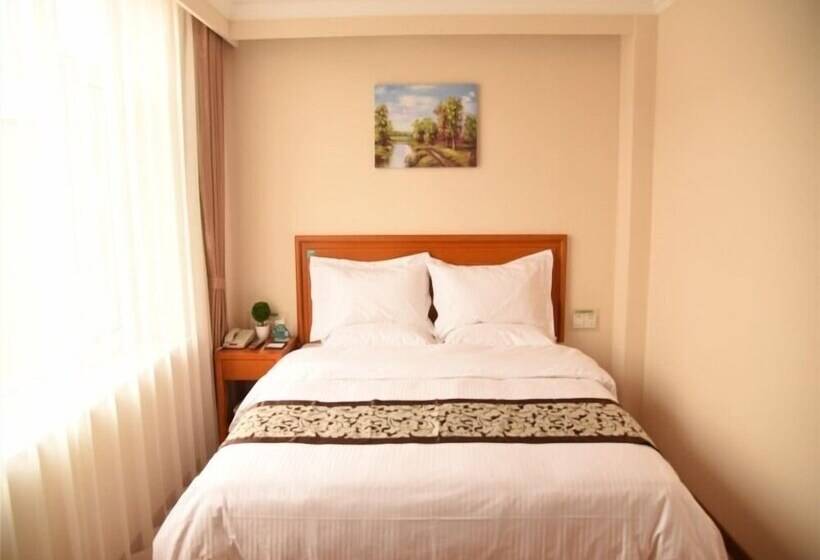 هتل Greentree Inn Baishan Linjiang Yalv River Express