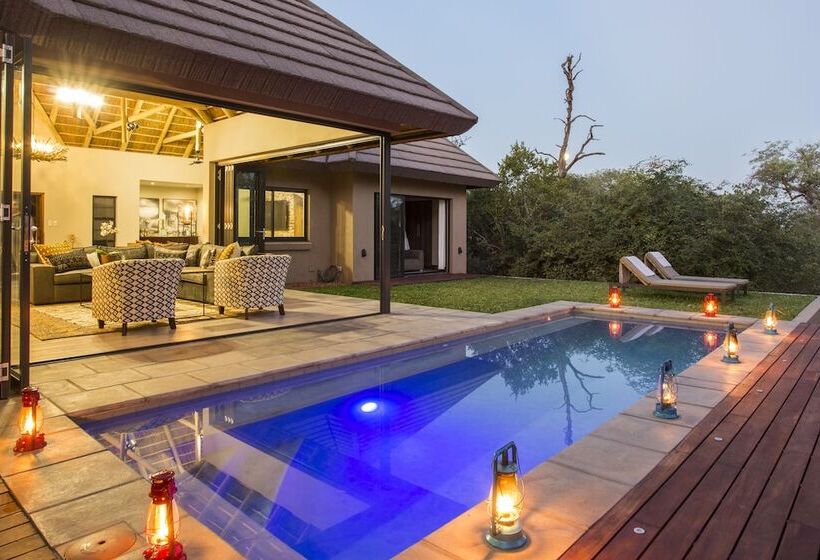 فندق Moya Safari Lodge & Villa