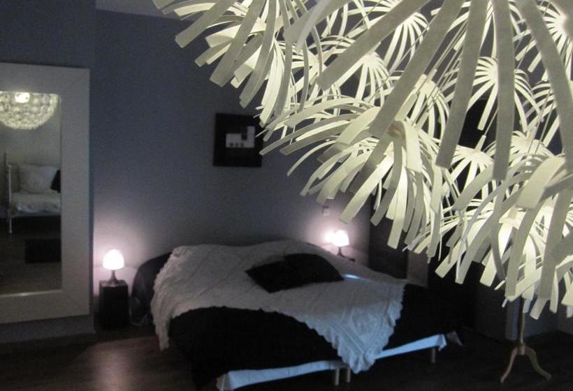 Bed and Breakfast Sur Le Chemin Des Buvats