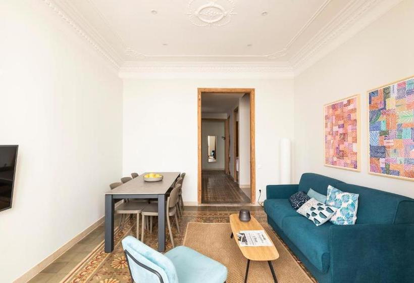 Aspasios Gracia Apartments