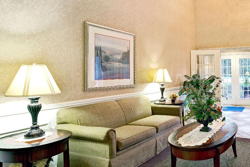 בית מלון כפרי Baymont By Wyndham Sanford