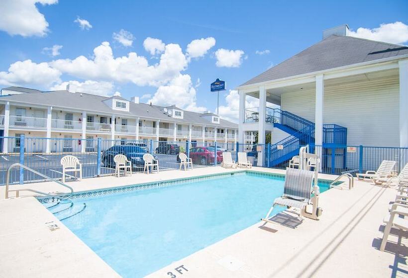 هتل Baymont By Wyndham Tuscaloosa