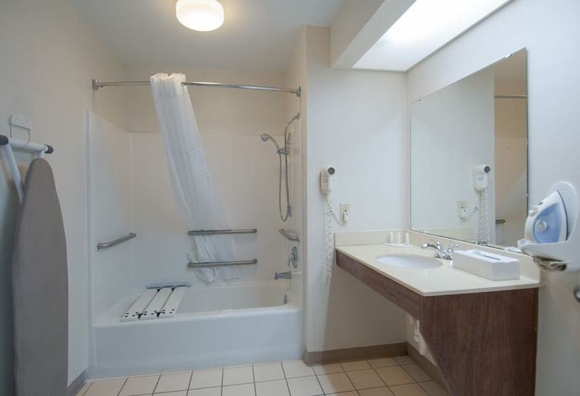 هتل Baymont By Wyndham Tuscaloosa