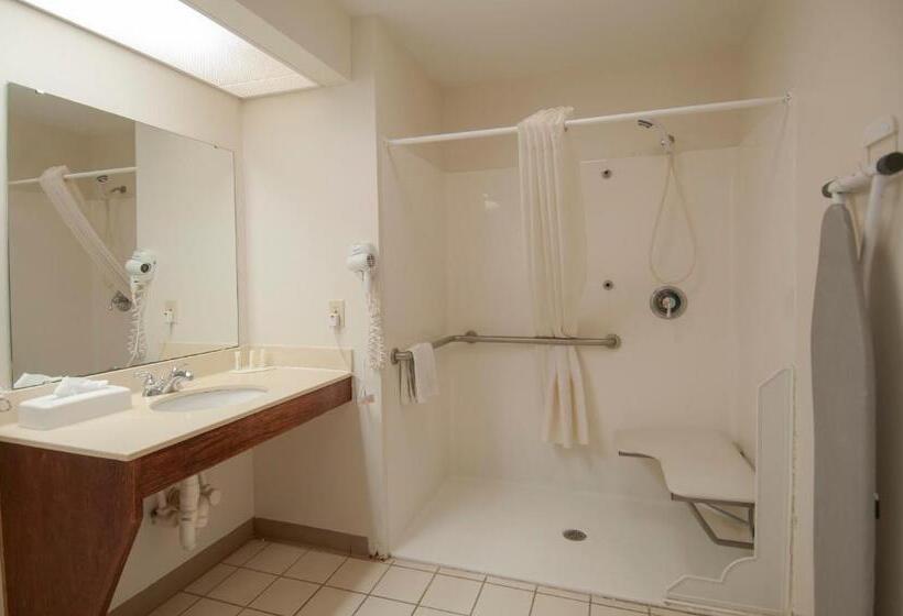 هتل Baymont By Wyndham Tuscaloosa