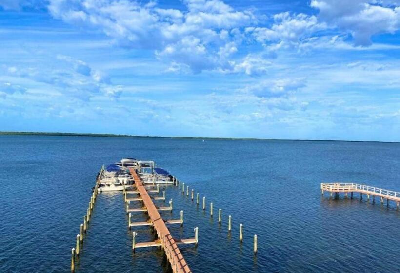 Отель Beso Del Sol Resort