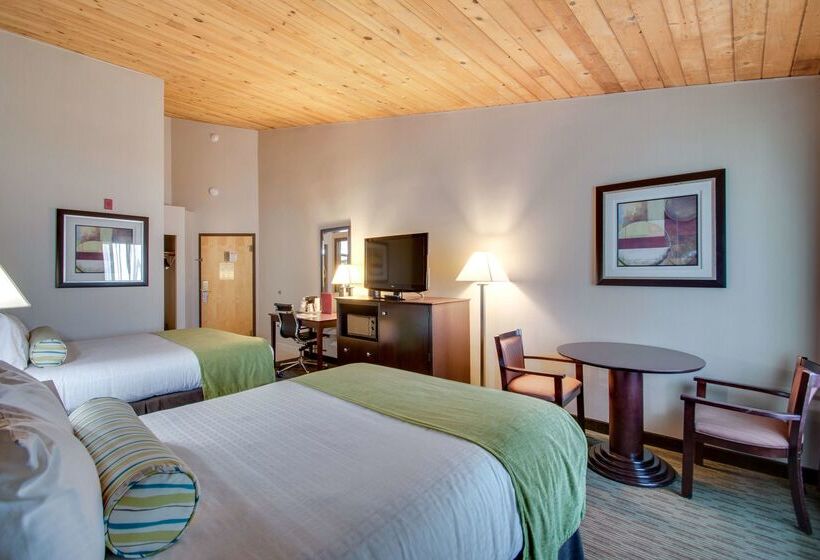 هتل Best Western Plus The Inn At Hampton