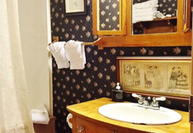 Hotel Inn At The Canal Bed & Breakfast