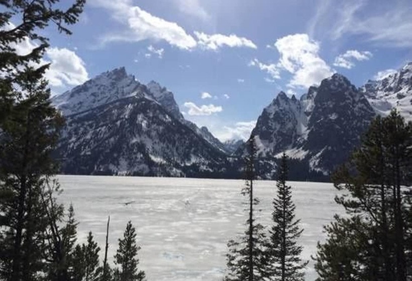 فندق Inn On The Creek