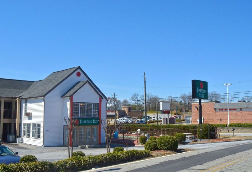 호텔 Jameson Inn Winder