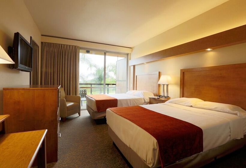 فندق Kellogg West Conference Center And
