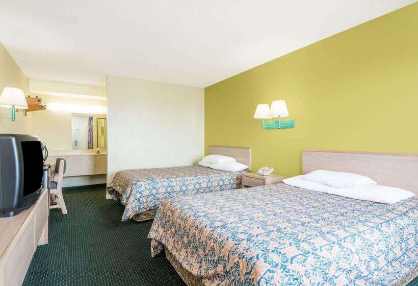 فندق Knights Inn Berea