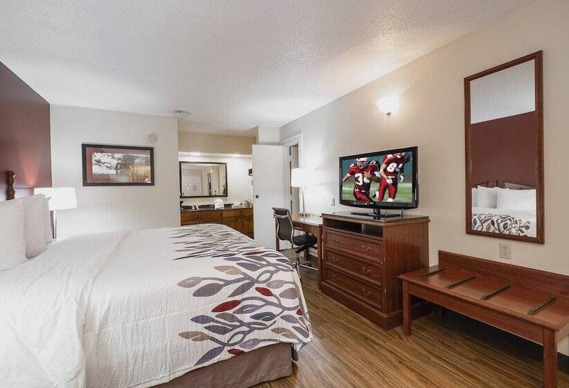 فندق Red Roof Inn & Suites Calhoun