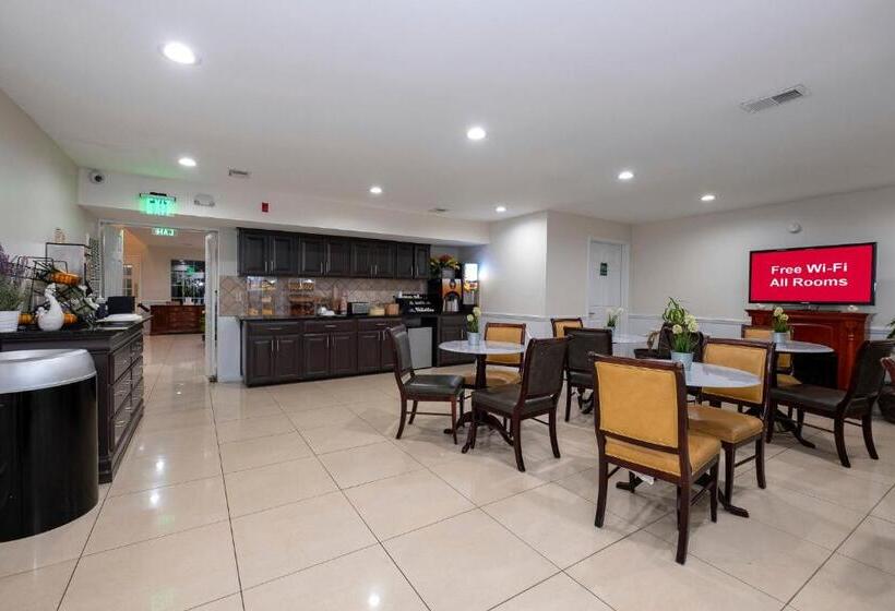 ホテル Red Roof Inn & Suites Wilson