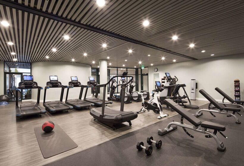 Отель The Inverness Denver, a Hilton Golf & Spa Resort