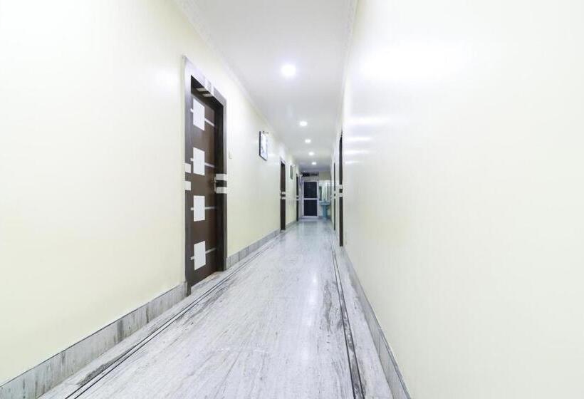 Flagship Hotel Neelkanth