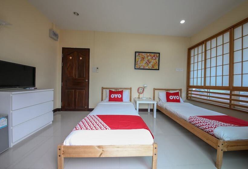 هتل Aoi Apartment By Oyo Rooms