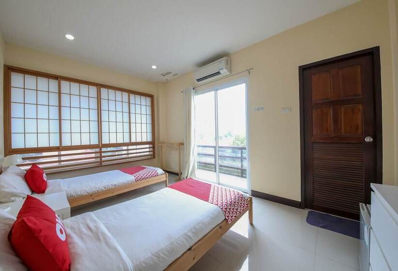 هتل Aoi Apartment By Oyo Rooms