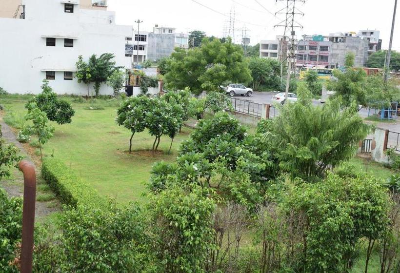 فندق Palm Tree Sector 31