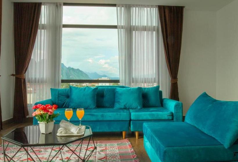 هتل Serene Premier Vangvieng