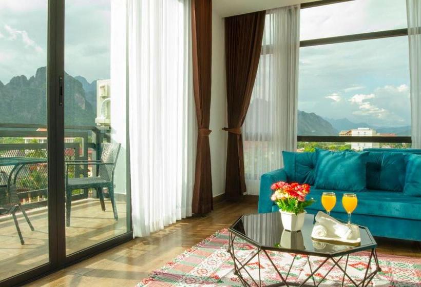 هتل Serene Premier Vangvieng