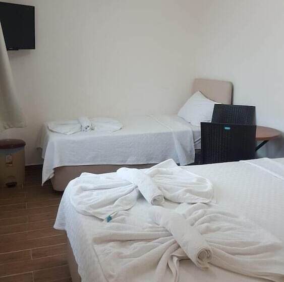 Ev Otel