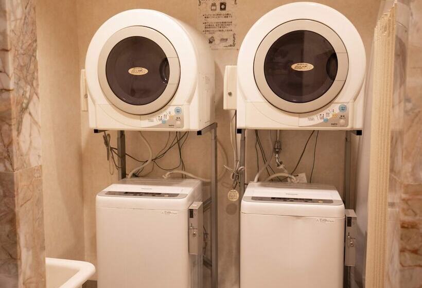 هتل Castle Inn Tsu