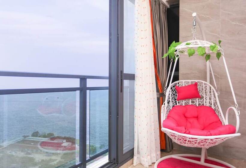 Seacliff Apartment