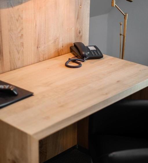 فندق Restaurant Het Witte Huis