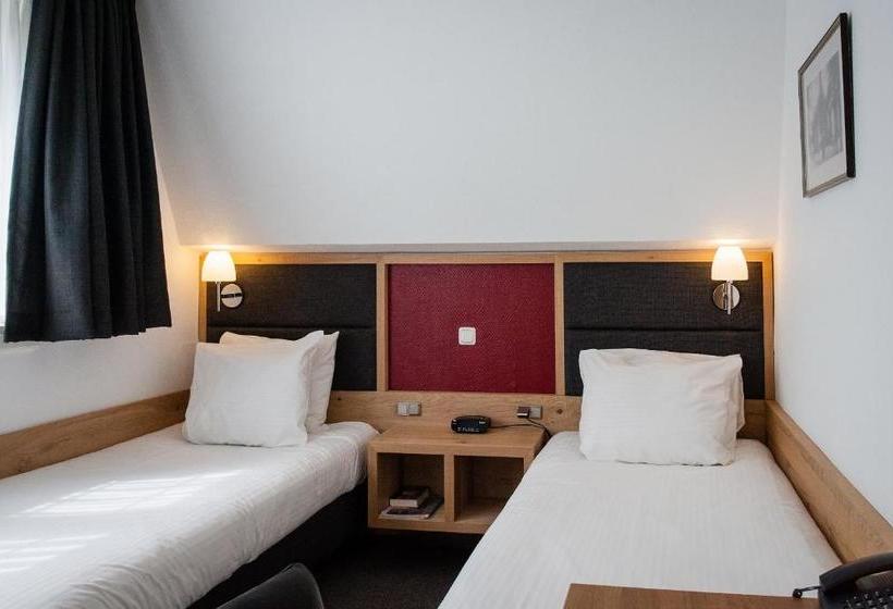 فندق Restaurant Het Witte Huis