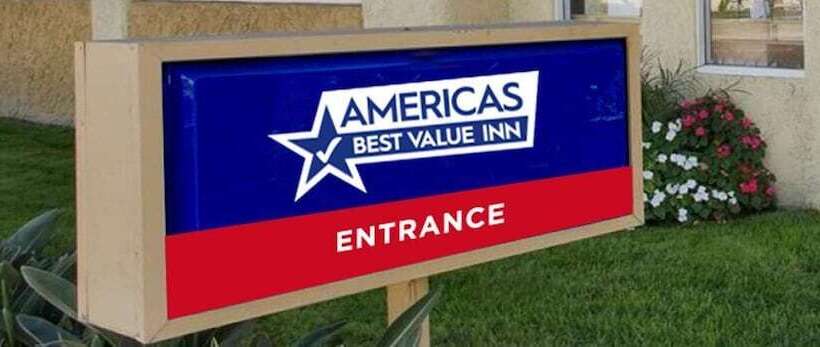 فندق Americas Best Value Inn & Suites Forsyth