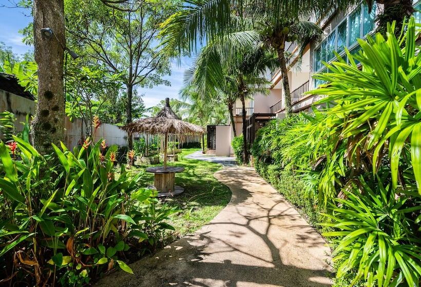 בית מלון כפרי Coco Phuket Bangtao Beach