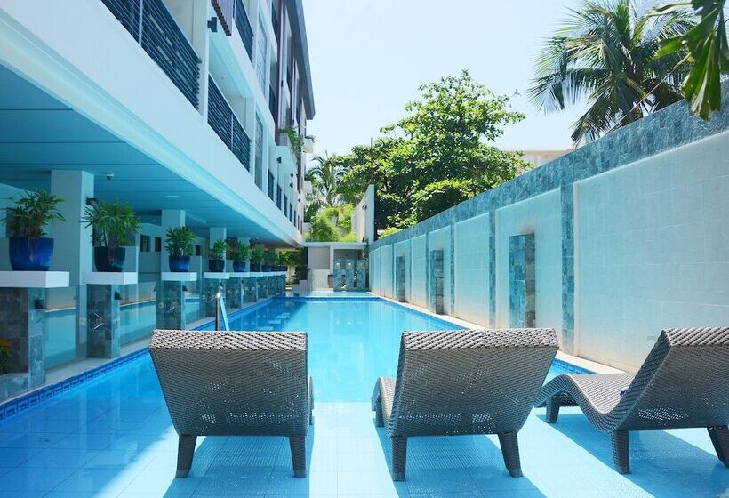 فندق Commander Suites De Boracay