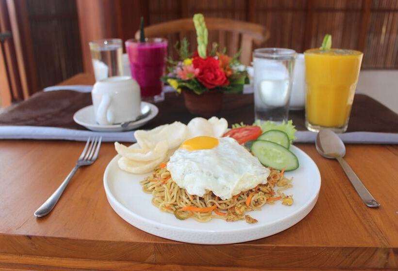هتل Curve House Umalas