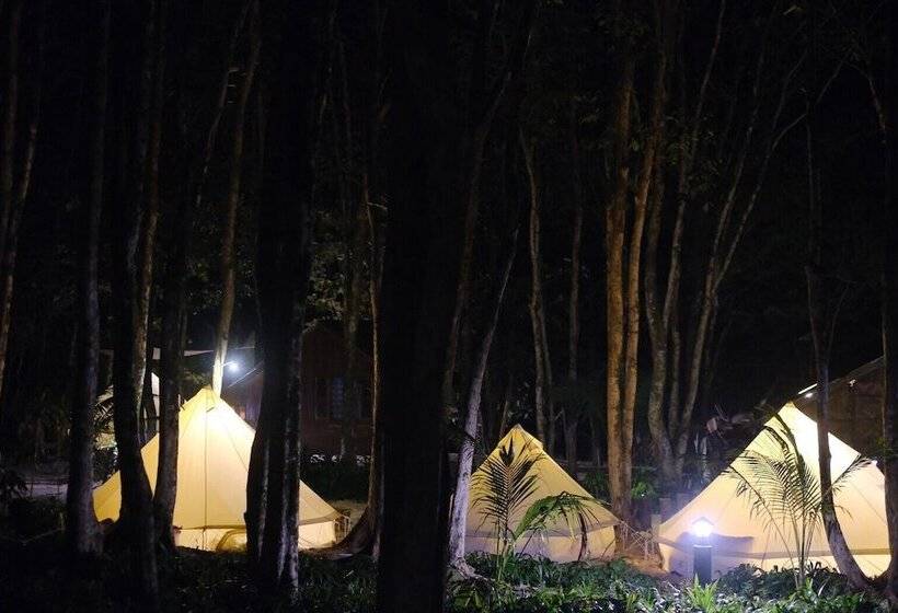 Отель O Little Tent De Koh Chang