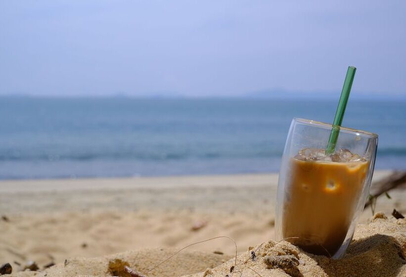 Отель O Little Tent De Koh Chang