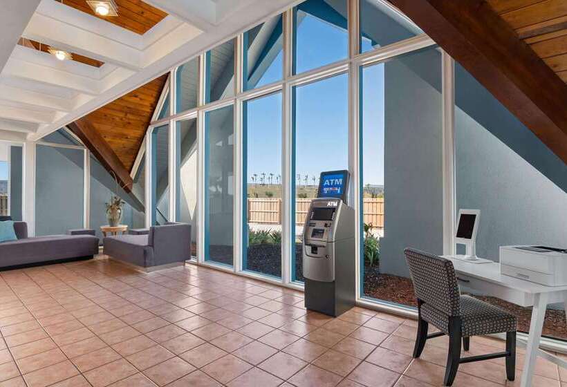호텔 Baymont By Wyndham Daytona Beach   Intl Speedway