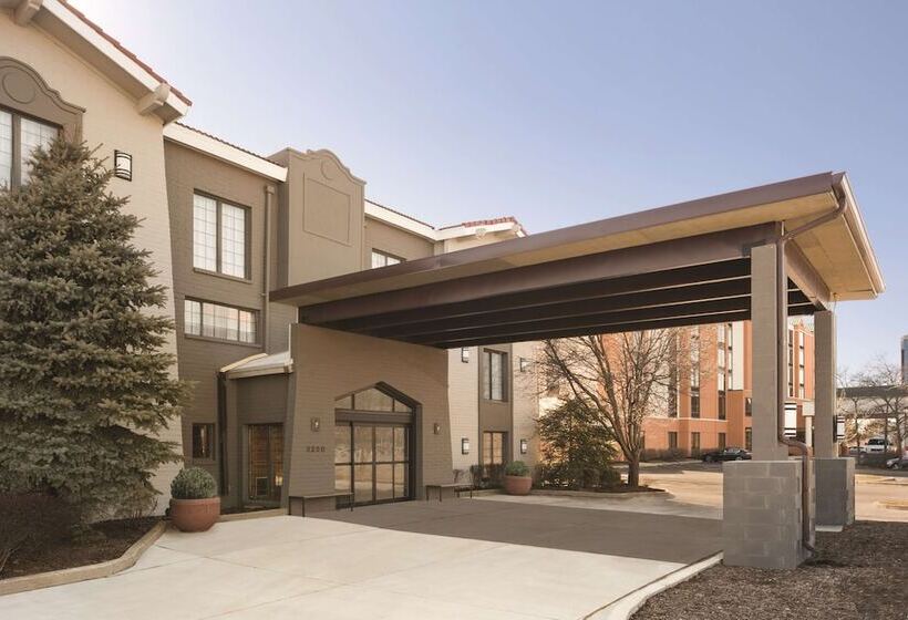 בית מלון כפרי Country Inn & Suites By Radisson, Chicago Hoffman