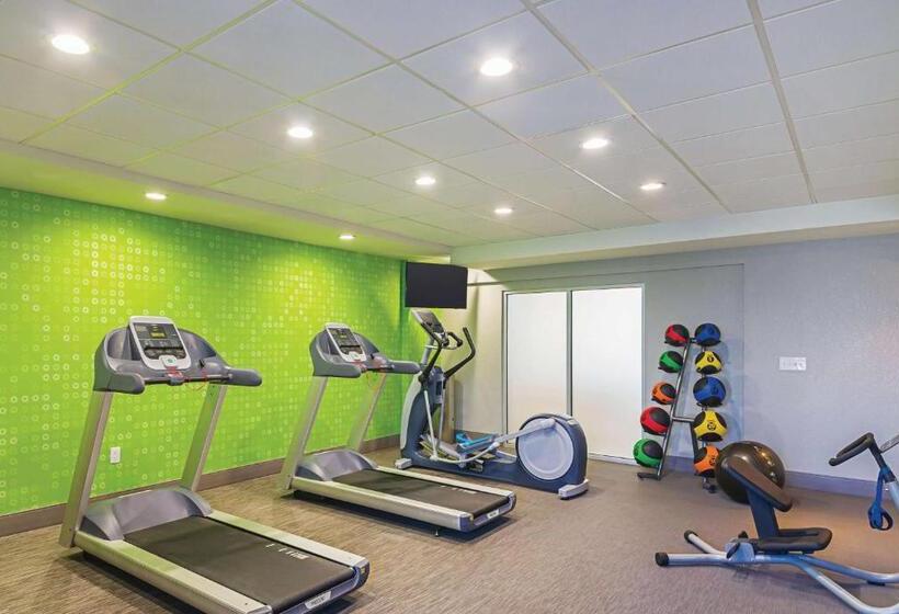 هتل La Quinta By Wyndham Austin At The Domain